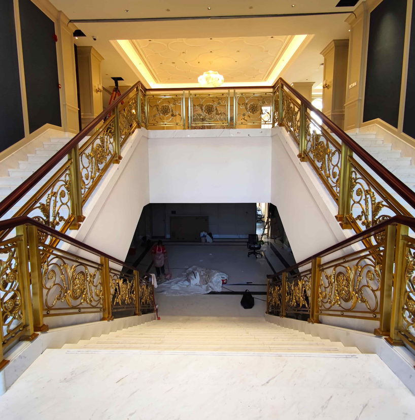 <h4>华为贵安云上屯数据中心铜艺栏杆</h4><p>华为贵安云上屯数据中心铜艺栏杆</p>