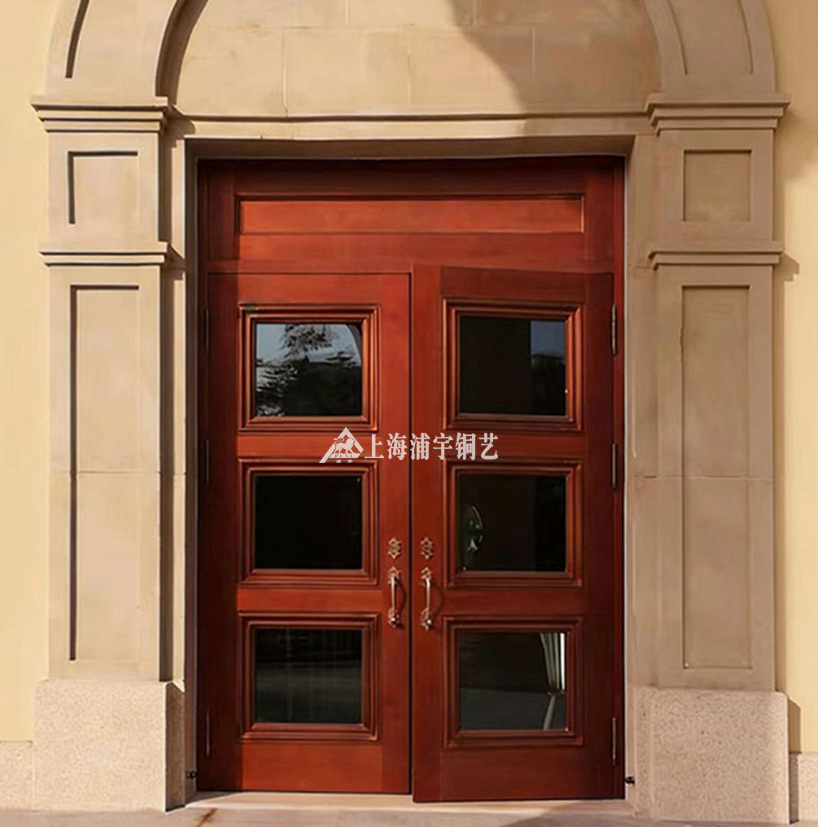 <h4>华为东莞松山湖总部</h4><p>铜门</p>