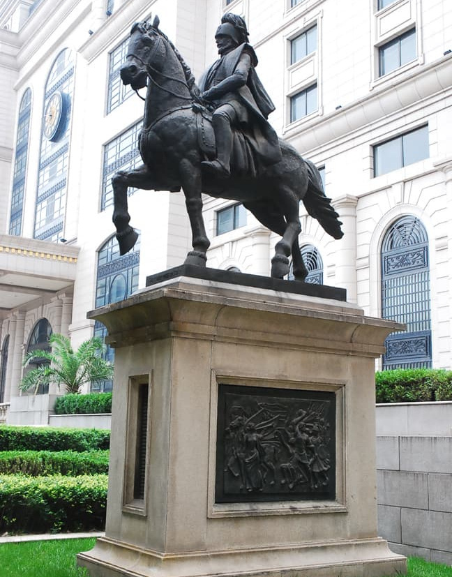 <h4>海澜集团总部雕塑</h4><p>海澜集团总部雕塑</p>